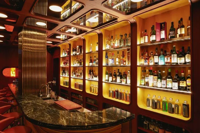 баров в Сингапуре-Bars in Singapore-Night Hawk