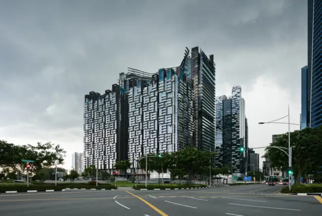 places to see in singapore-Complex Marina One